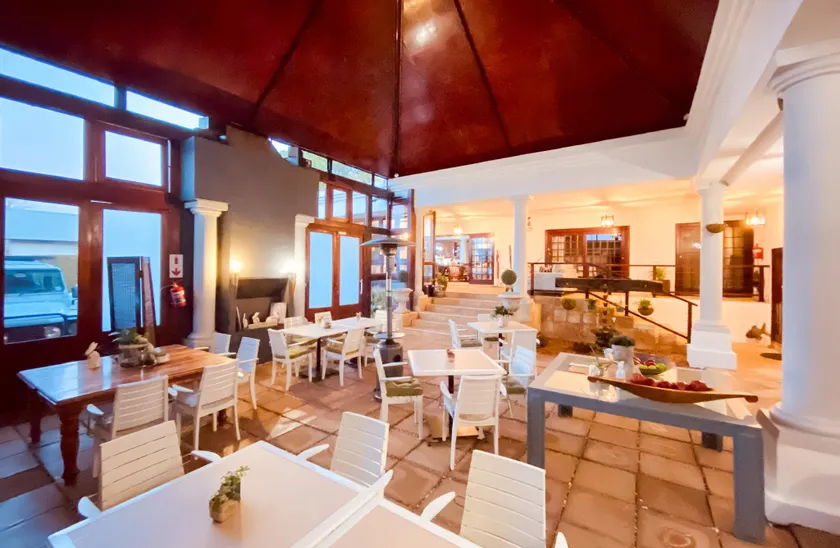 Spacube Luxury Suites and Spa - Image 1
