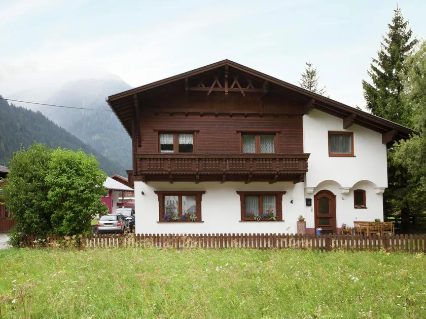 Apartamento en Pettneu cerca de St. Anton Esquí - Image 1