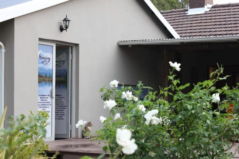 The Itumeleng Guest House - Image 1