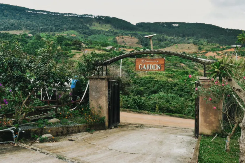 Dreamers Garden Farmstay - Image 1
