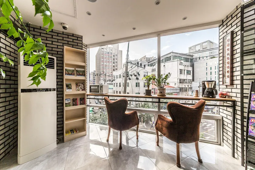 MyeongDong New Stay Inn - Image 1