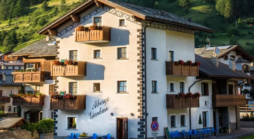 Hotel Giardino - Image 1