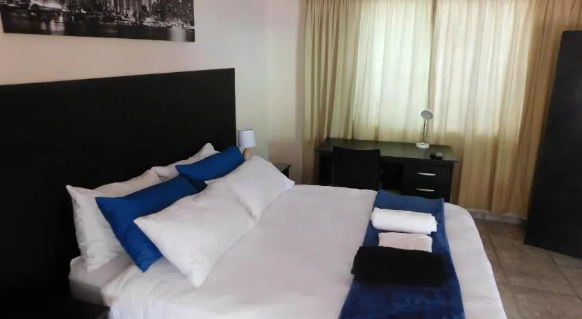 Savannah Guest House - Image 1