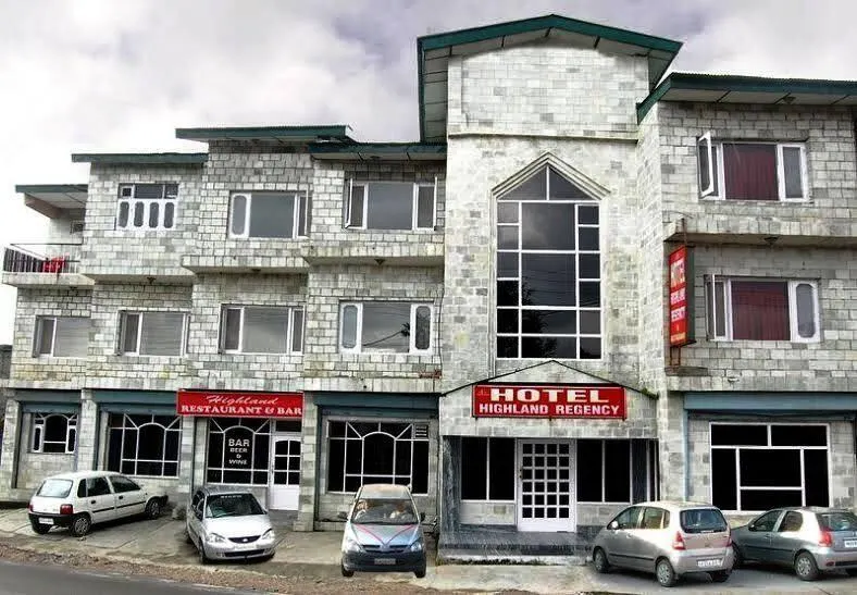 Hotel Highland Regency - Image 1