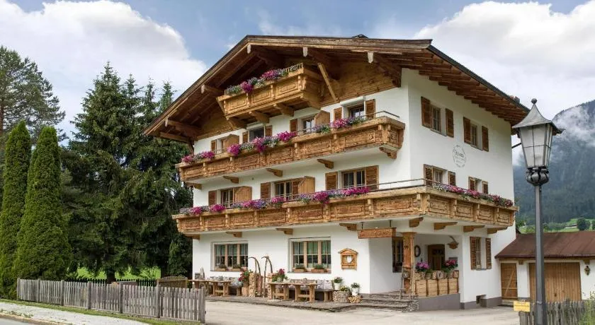 Pension Edelweiss - Image 1