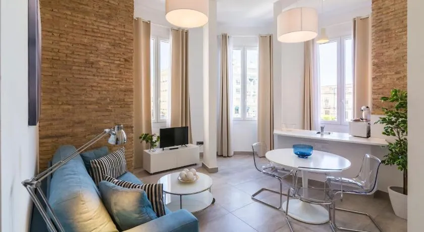 Apartamentos Tendillas - Image 1