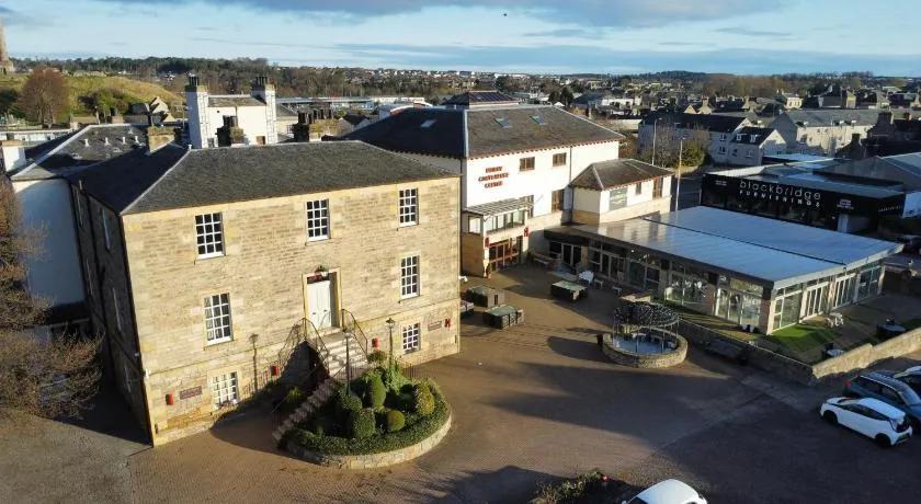 The Mansefield Hotel - Image 1