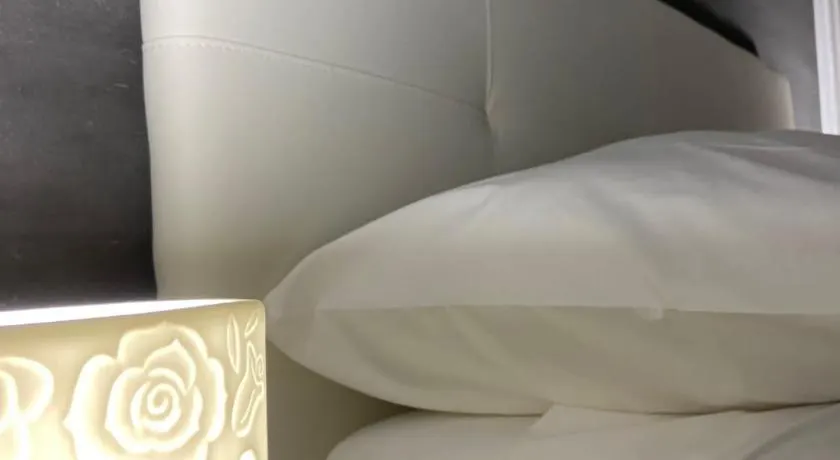 GLAM B&B room - Image 1