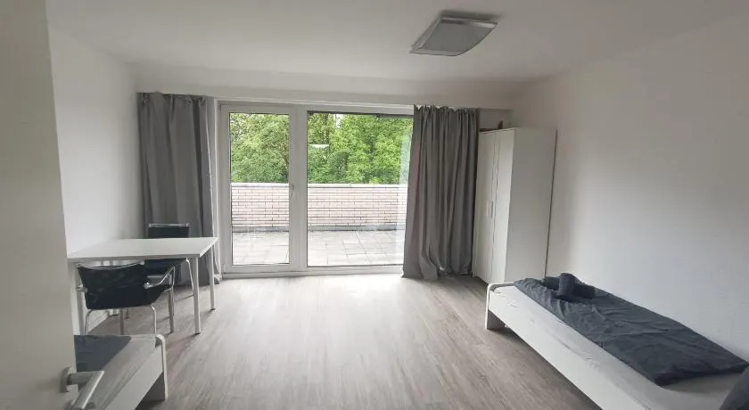 Mont Apartments - Image 1