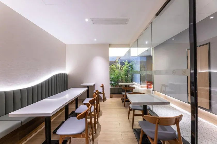 Four Seasons Fenglin Smart Hotel Shanghai (Shanghai Fudan University Subway Station) - Image 1