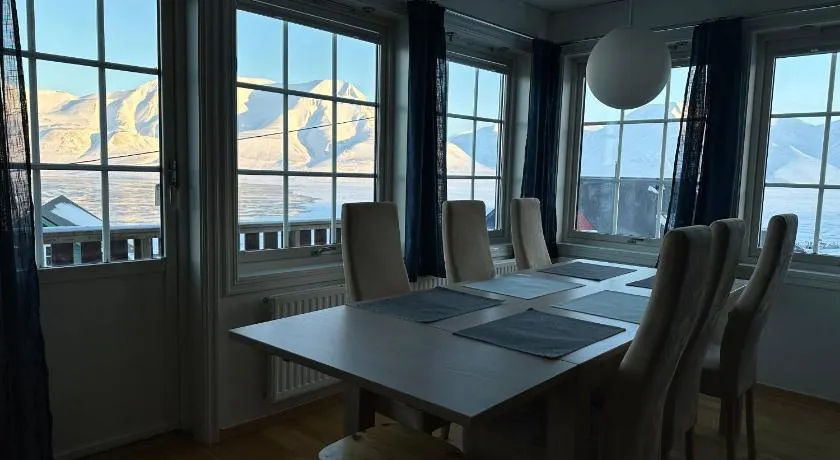 Apartments with Panoramic Views - Image 1