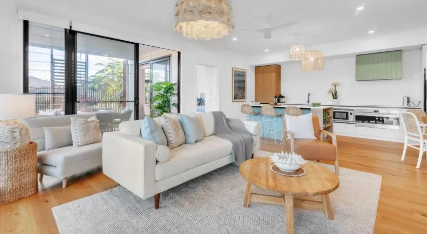 Birdsong Beach Retreat - Newly Built - Image 1
