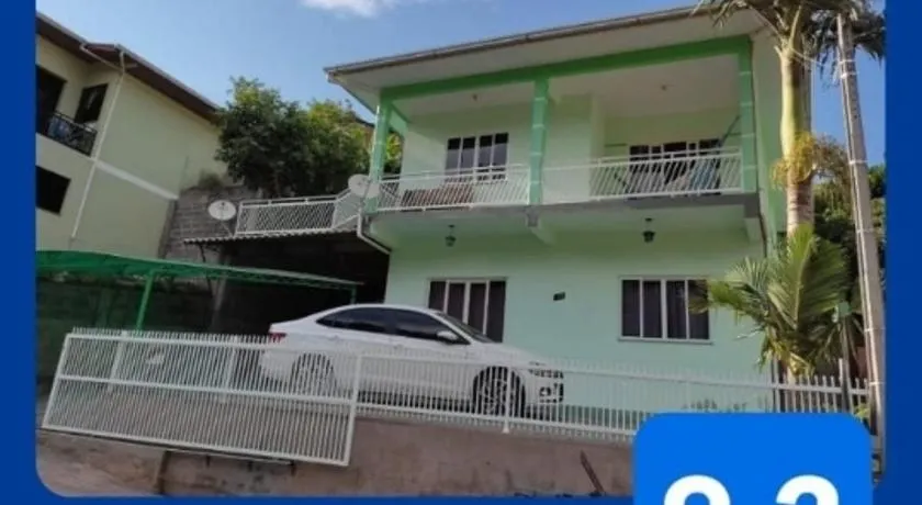 Casa aconchegante em estilo rústico - Image 1