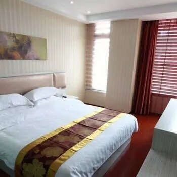 Super 8 Hotel (Wuhu Anshi University Convention and Exhibition Center Store) - Image 1