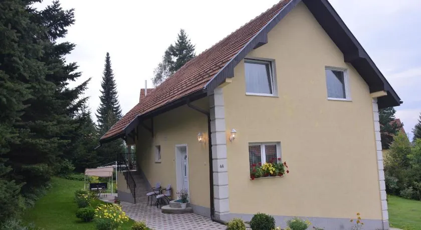 Dobrila Apartments - Image 1