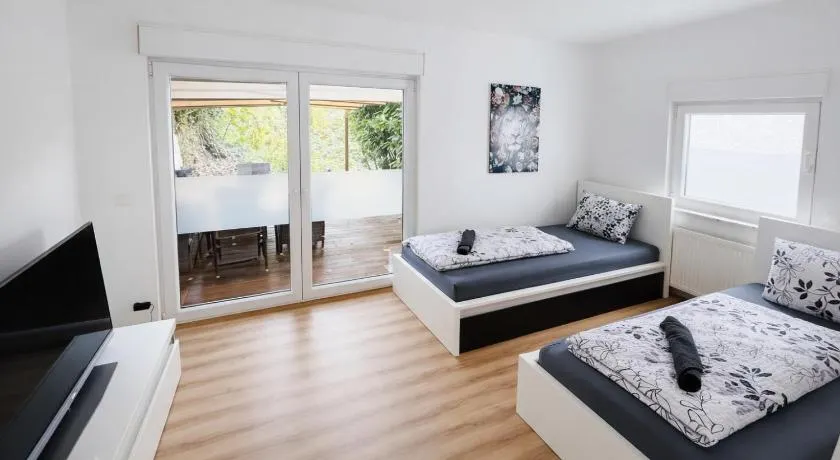2-Zimmer-Wohnung an der Mosel mit Terasse - Image 1