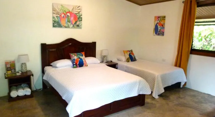 Primer Canto B&B - Near Ferry & Early Birdwatching Trails - Image 1