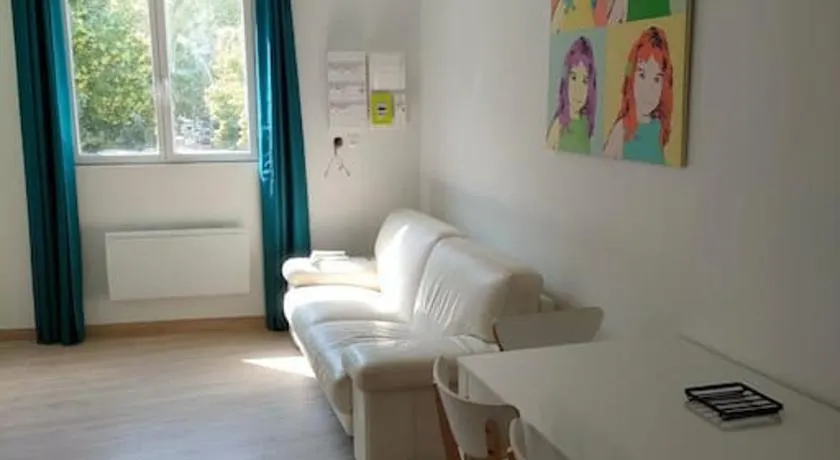 La petite maison - Image 1