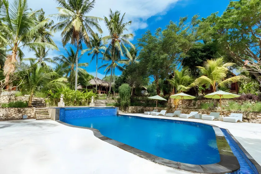 Unique Deluxe Double Room Villa in Nusa Penida - Image 1