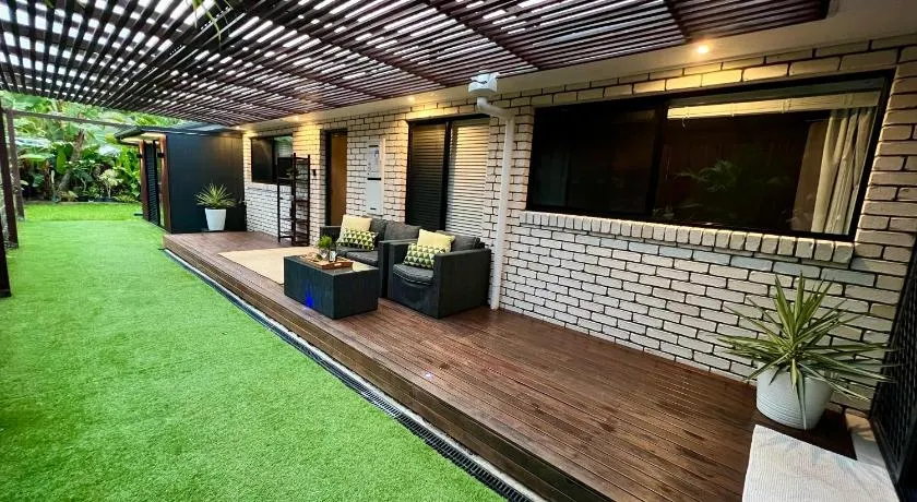 Private Gem in Pacific Pines - Image 1