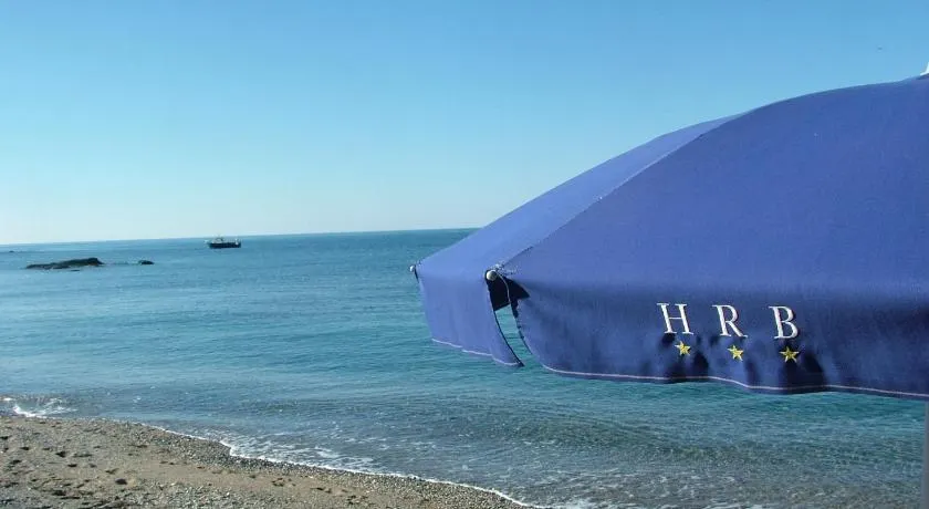 Hotel Riviera Bleu - Image 1