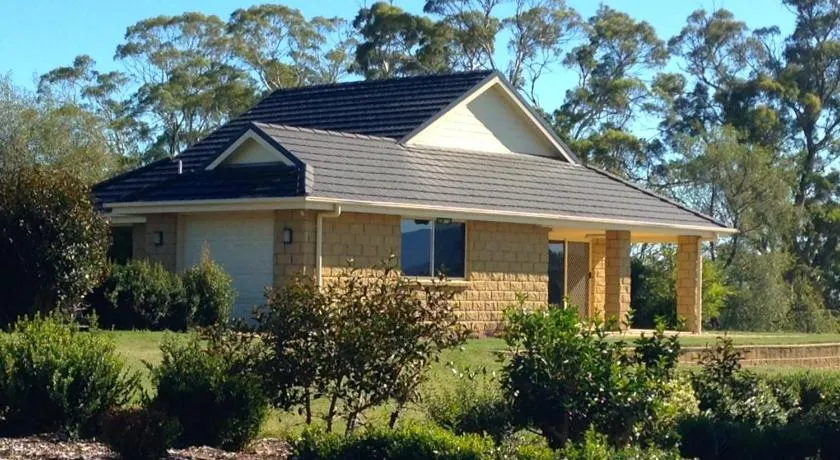 La villa sur Pine Tree Avenue - Image 1