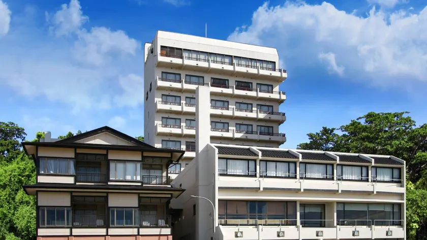 Takeya Hotel - Image 1