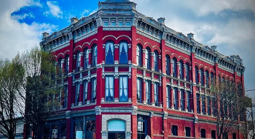 The Monarch Hotel - Image 1