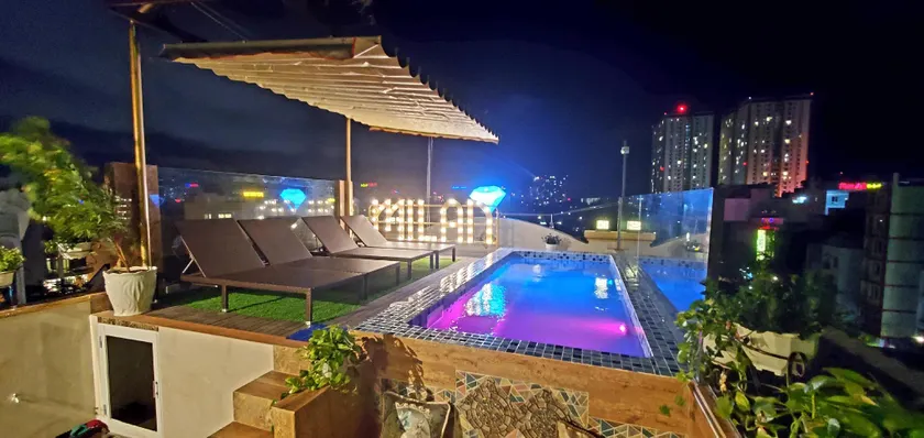 Milan Diamond Hotel - Image 1