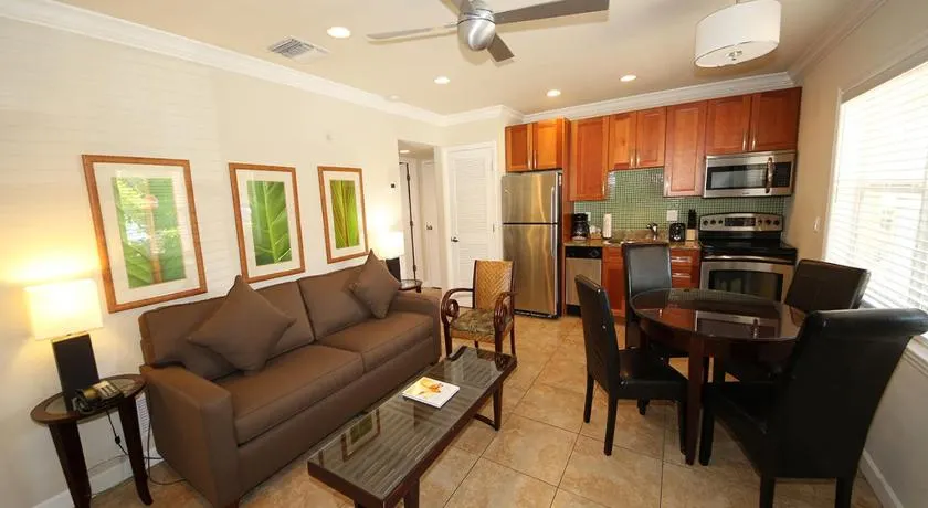 The Beach Club At Anna Maria #4 and #5 - Image 1