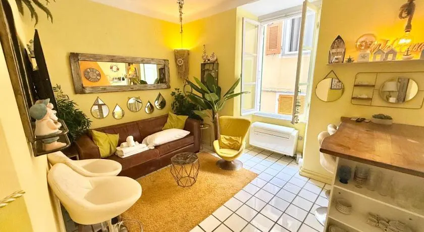 Noah Home - Image 1