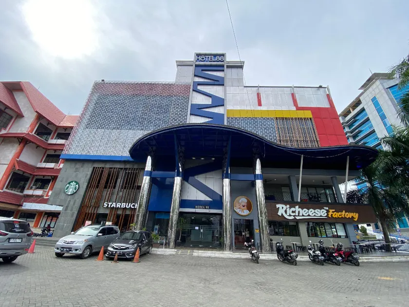 Hotel 88 Banjarmasin By WH - Image 1