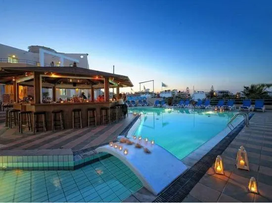 Filia Hotel Apartments - Image 1