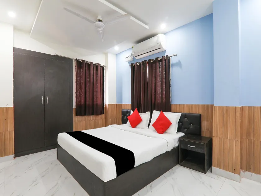 Hotel O Figtree Premier - Image 1