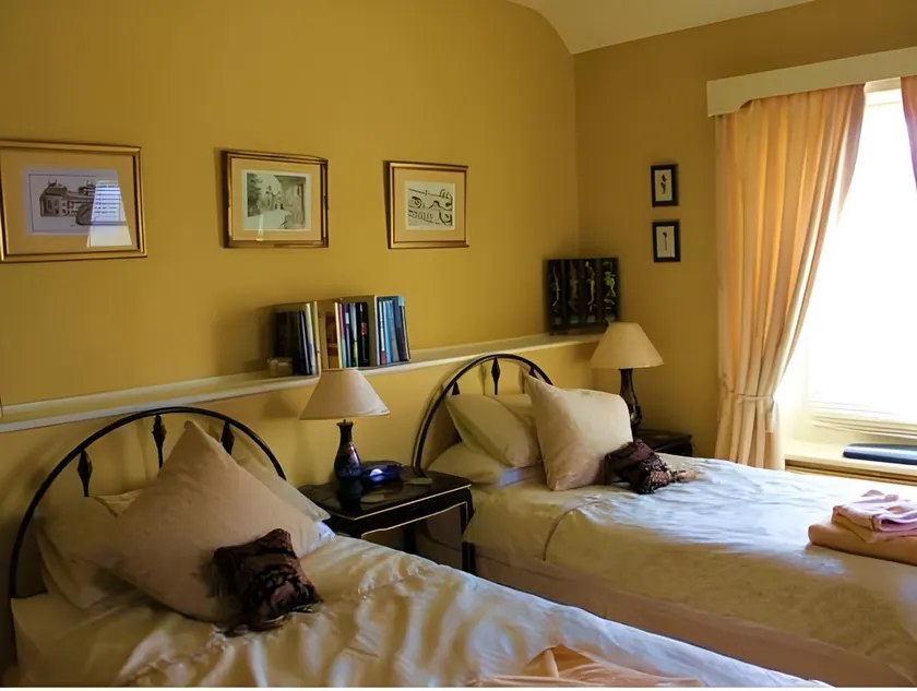 Thropton Demesne Farmhouse B&B - Image 1