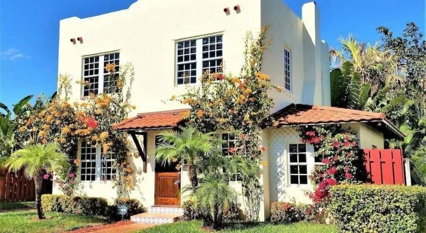 Casa de David from the 1920s Era - Image 1