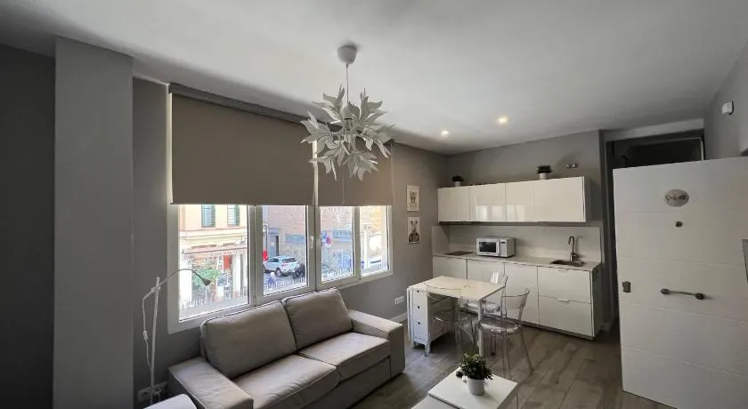 Lovely Studio in Hearth of Soho - Alameda Principal - Image 1