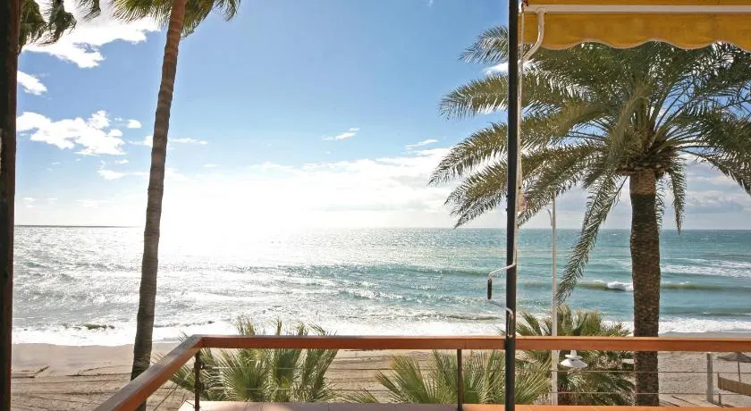 Apartamentos Playa Torrecilla - Image 1