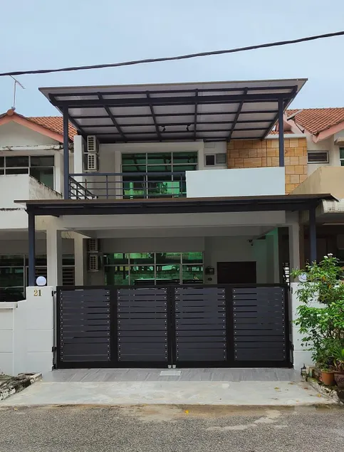 W E (Home Stay) at Butterworth - Image 1