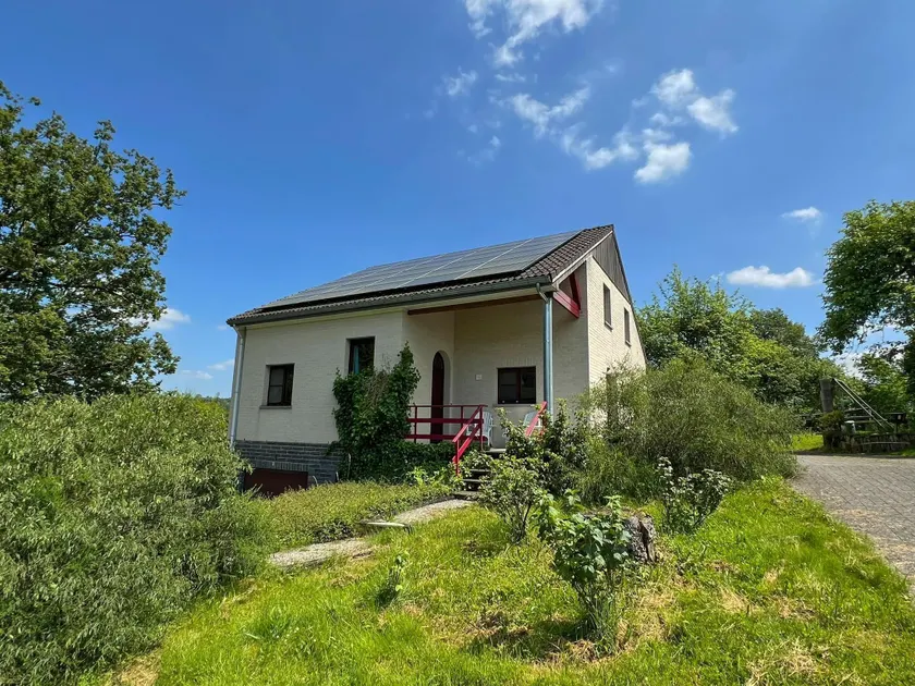 Chalet in Hampteau with Valley Views - Image 1