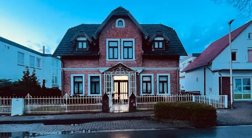 Leben & Wohnen in einer historischen Villa - Image 1