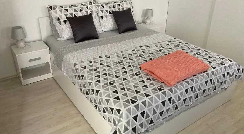 Studio apartman Valentina - Image 1