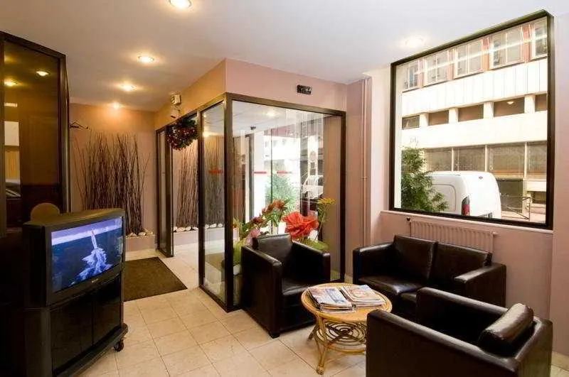Abc Champerret - Image 1