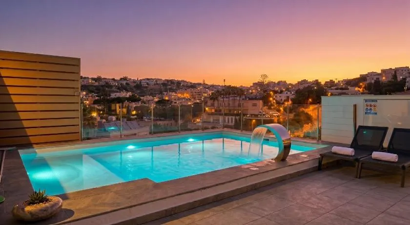 Villa Ida - Indoor Heated Pool, Sauna, Games Room and Gym - Image 1