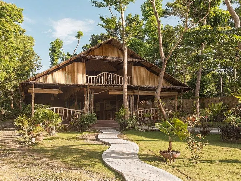 Bohol-Lahoy Dive Resort - Image 1