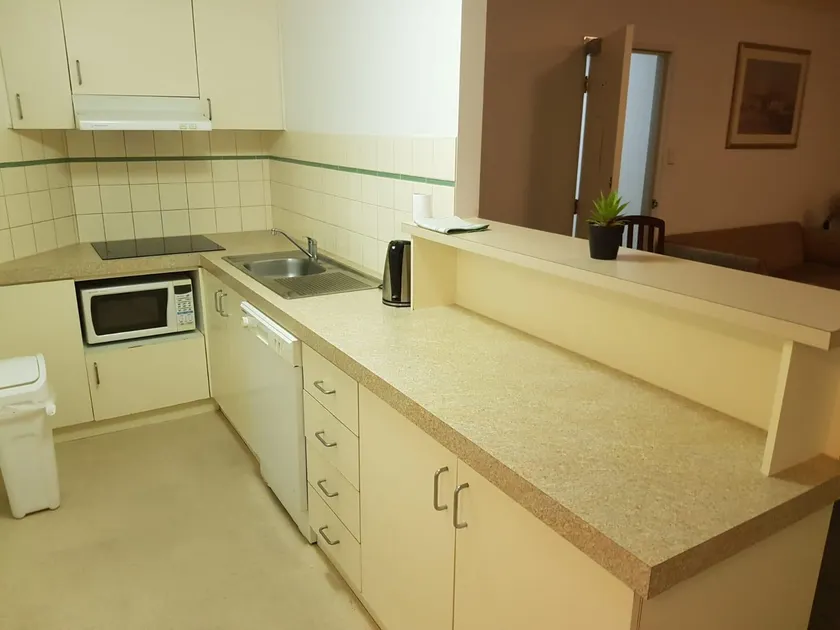One-Bedroom Cozy Apartment in Perth CBD - Image 1