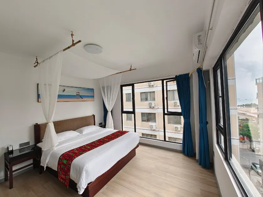 Danjia Cloud Lodge Resort Hotel (Nanwan Monkey Island Branch) - Image 1