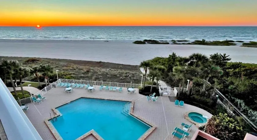 Crescent Beach Club II 5B - Image 1