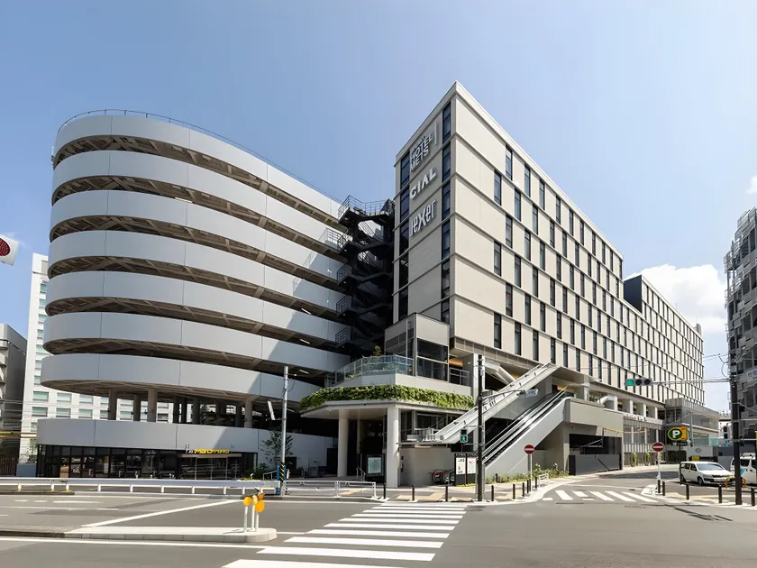 JR-East Hotel Mets Yokohama - Image 1