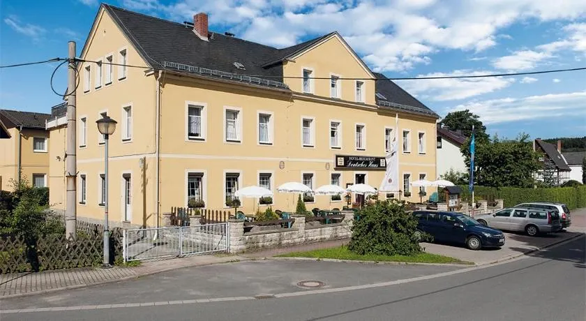 Hotel Deutsches Haus - Image 1